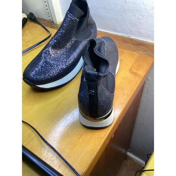 Kenneth Cole Reaction Black Wedge Boots for Women Size 6 - Picture 3 of 7